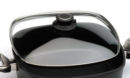 harecker 28x28 skleněné víko vhodné pro všechny nádoby tohoto rozměru vhodné i do trouby do 260°C,termoventil pro odvod tepla a páry s regulací harecker 28x28, skleněné víko vhodné pro všechny nádoby tohoto rozměru vhodné i do trouby do 260°C,termoventil pro odvod tepla a páry s regulací